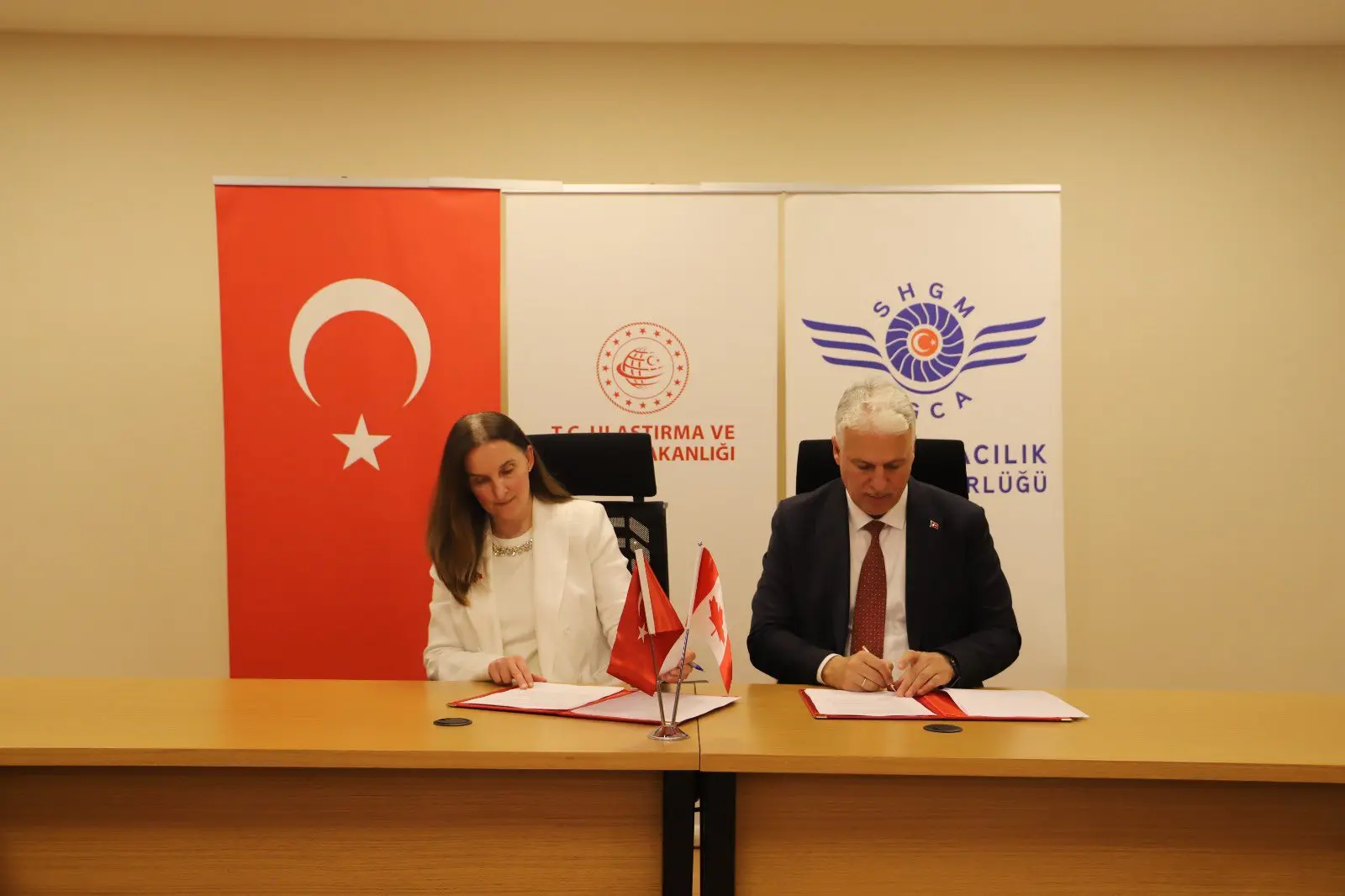 Türkiye ile Kanada arasında havacılık anlaşması imzalandı