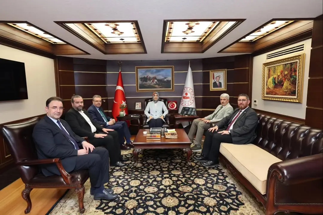 İçişleri Bakan Yardımcısı Doç. Dr. Kübra Güran Yiğitbaşı, Ege Bölgesi'nden Yerel Basın Temsilcileriyle Bir Araya Geldi
