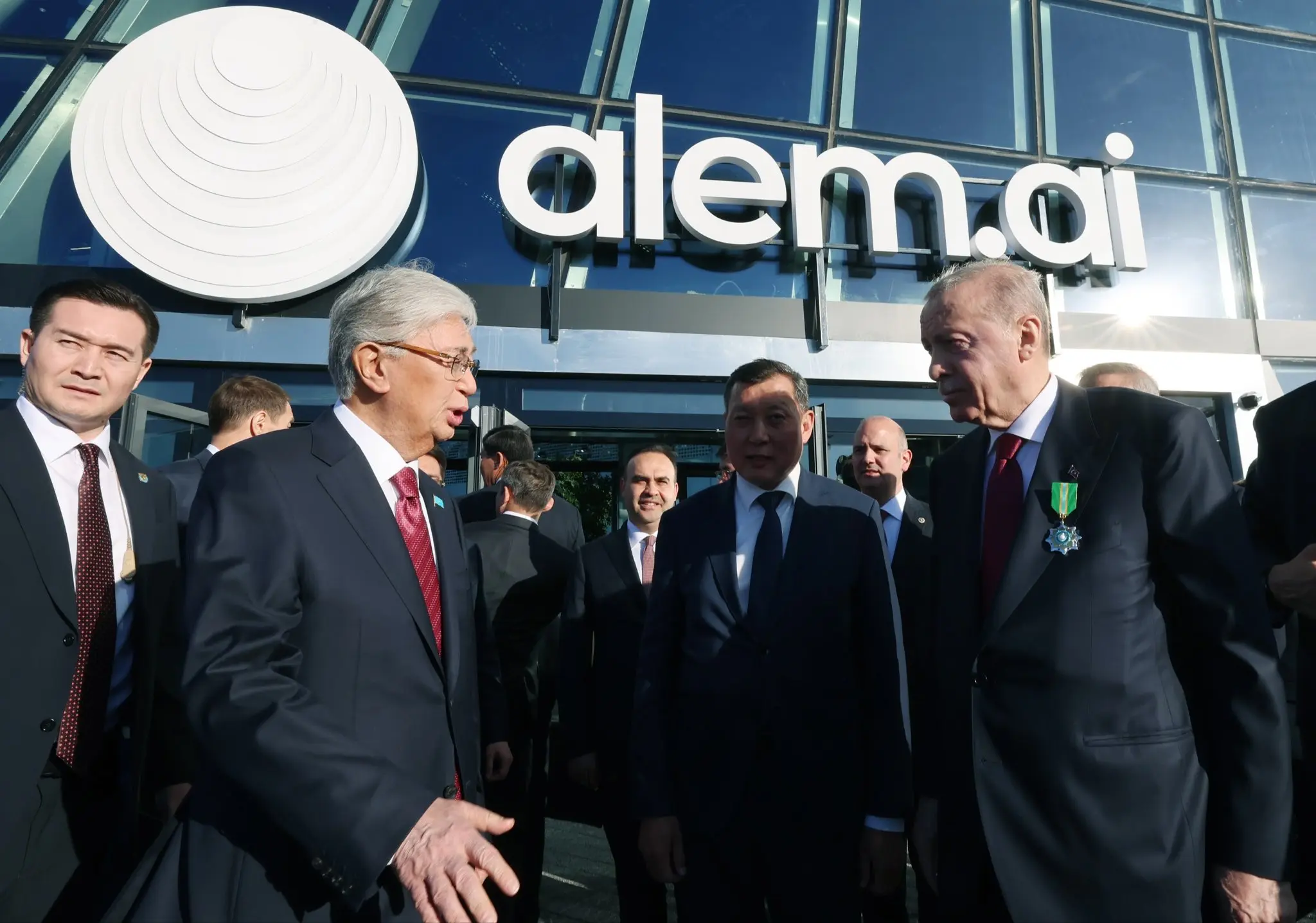 Erdoğan, Kazakistan'da Yapay Zekâ Merkezini Ziyaret Etti
