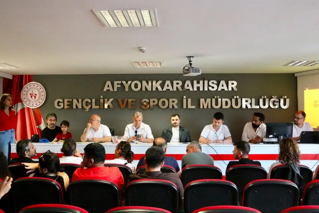 Afyonkarahisar'da İşitme Engelliler Voleybol Türkiye Şampiyonası Heyecanı
