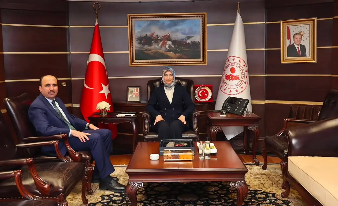 İçişleri Bakan Yardımcısı Doç. Dr. Kübra Güran Yiğitbaşı, Konya Büyükşehir Belediye Başkanı İbrahim Altay'ı Bakanlıkta Misafir Etti